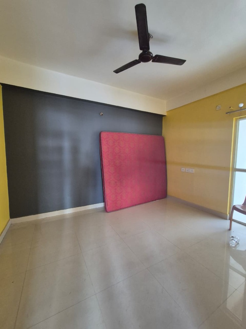 Semi Furnished 3bhk in Beharbari, Beharbari, Lalmati, Guwahati, Assam, India for Rent